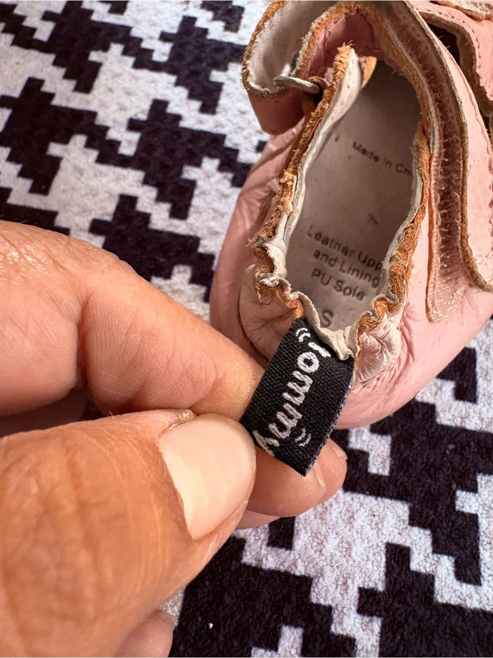 pink leather soft-sole baby crib shoes by Tommy Tickle